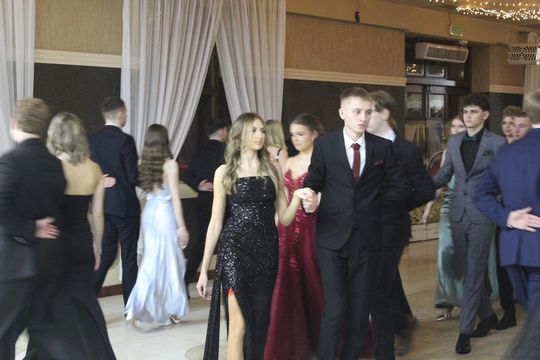 Studniówka maturzystów z IV Liceum Ogólnokształcącego w Chełmie 2026 [GALERIA ZDJĘĆ]