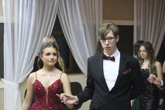 Studniówka maturzystów z IV Liceum Ogólnokształcącego w Chełmie 2026 [GALERIA ZDJĘĆ]