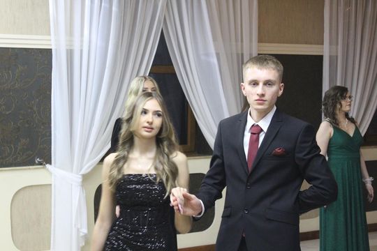 Studniówka maturzystów z IV Liceum Ogólnokształcącego w Chełmie 2026 [GALERIA ZDJĘĆ]