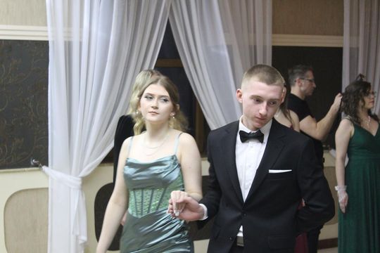 Studniówka maturzystów z IV Liceum Ogólnokształcącego w Chełmie 2026 [GALERIA ZDJĘĆ]