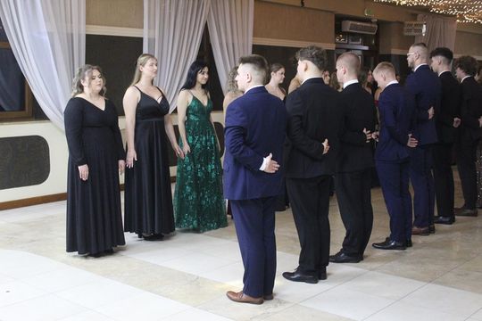 Studniówka maturzystów z IV Liceum Ogólnokształcącego w Chełmie 2026 [GALERIA ZDJĘĆ]