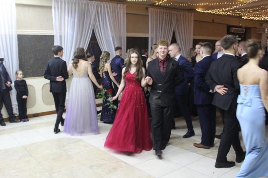 Studniówka maturzystów z IV Liceum Ogólnokształcącego w Chełmie 2026 [GALERIA ZDJĘĆ]