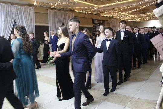 Studniówka maturzystów z IV Liceum Ogólnokształcącego w Chełmie 2026 [GALERIA ZDJĘĆ]