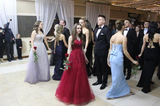 Studniówka maturzystów z IV Liceum Ogólnokształcącego w Chełmie 2026 [GALERIA ZDJĘĆ]