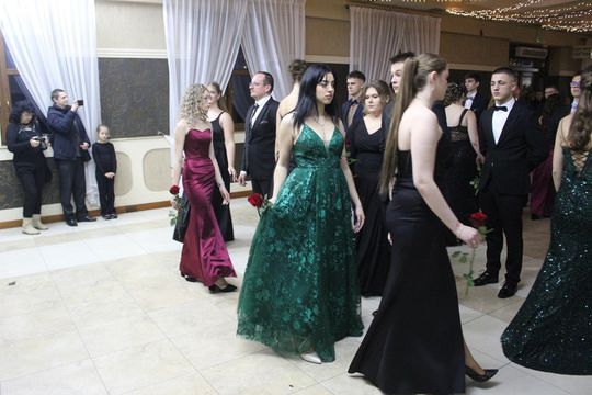 Studniówka maturzystów z IV Liceum Ogólnokształcącego w Chełmie 2026 [GALERIA ZDJĘĆ]