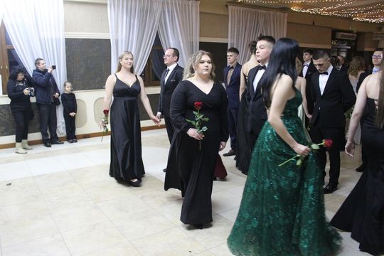 Studniówka maturzystów z IV Liceum Ogólnokształcącego w Chełmie 2026 [GALERIA ZDJĘĆ]