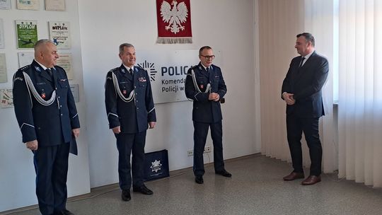 Zmiana warty we włodawskiej komendzie. Policjanci mają nowego szefa [GALERIA ZDJĘĆ]