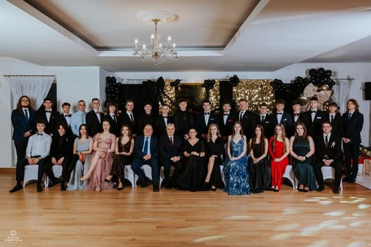 Studniówka I LO im. Władysława Jagiełły w Krasnymstawie [GALERIA ZDJĘĆ] 