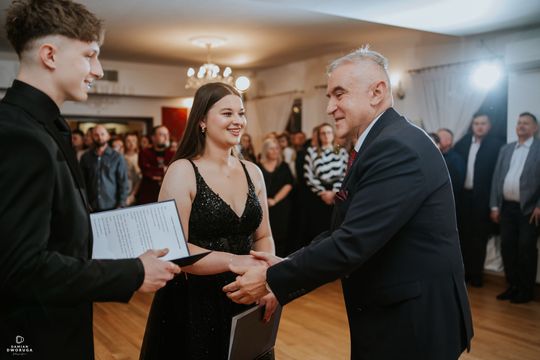 Studniówka I LO im. Władysława Jagiełły w Krasnymstawie [GALERIA ZDJĘĆ] 