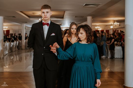 Studniówka I LO im. Władysława Jagiełły w Krasnymstawie [GALERIA ZDJĘĆ] 