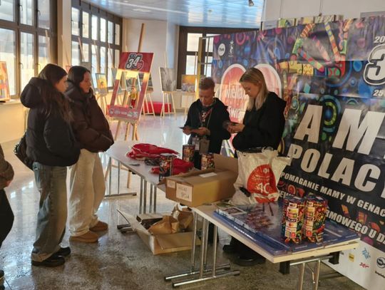 Chełm. Wolontariusze WOŚP odebrali puszki. Mogą już grać w największej orkiestrze! [GALERIA ZDJĘĆ]