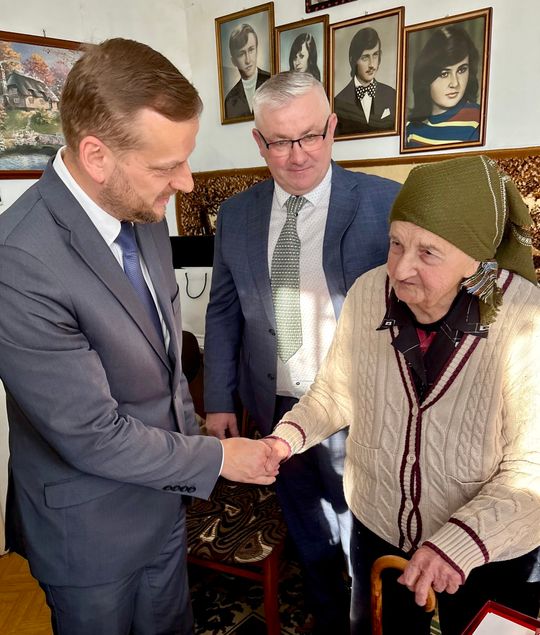 Gm. Rudnik. Sto lat historii zapisanej odwagą. Pani Stefania Partyka świętowała setne urodziny [GALERIA ZDJĘĆ]