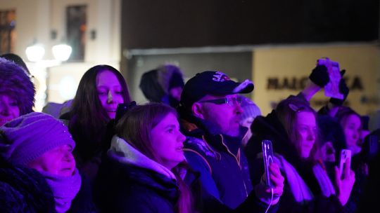 634. urodziny Miasta Chełm. Był tort, a publiczność rozgrzała Cleo [GALERIA ZDJĘĆ]