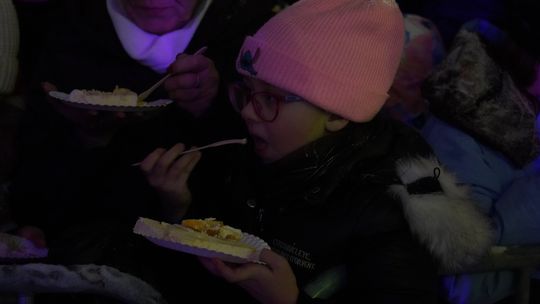 634. urodziny Miasta Chełm. Był tort, a publiczność rozgrzała Cleo [GALERIA ZDJĘĆ]