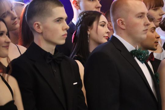 Chełm. Studniówka Zespołu Szkół Ekonomicznych i Mundurowych [GALERIA ZDJĘĆ]