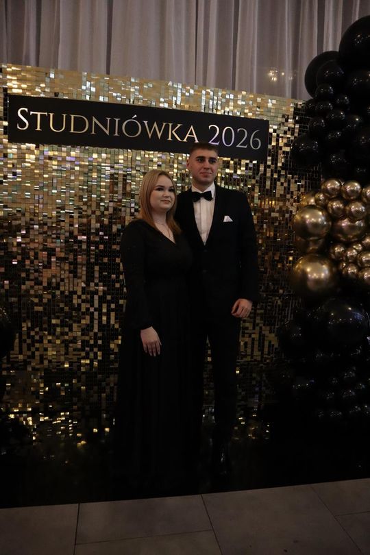 Chełm. Studniówka Zespołu Szkół Ekonomicznych i Mundurowych [GALERIA ZDJĘĆ]