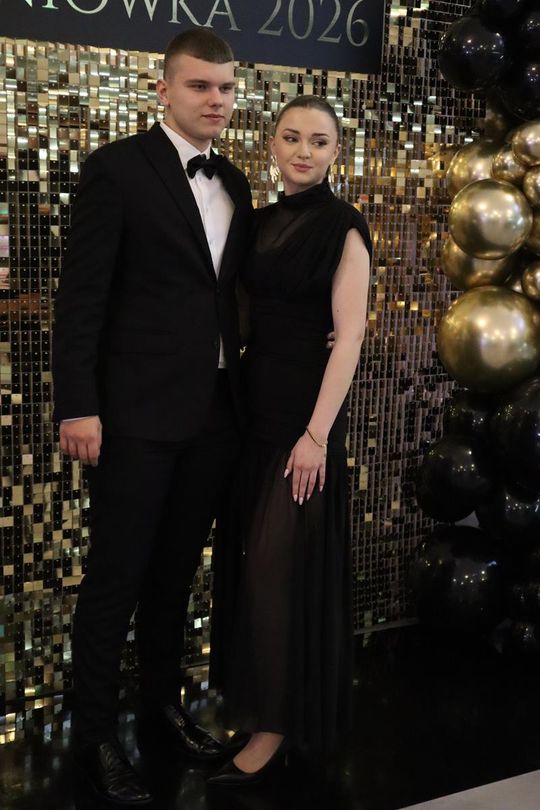 Chełm. Studniówka Zespołu Szkół Ekonomicznych i Mundurowych [GALERIA ZDJĘĆ]