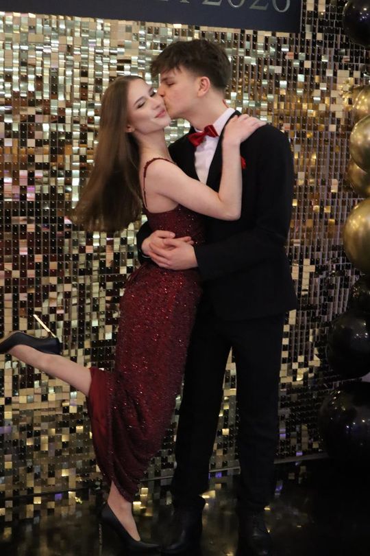 Chełm. Studniówka Zespołu Szkół Ekonomicznych i Mundurowych [GALERIA ZDJĘĆ]