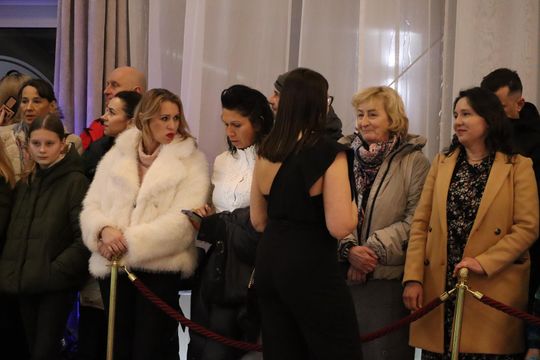 Chełm. Studniówka Zespołu Szkół Ekonomicznych i Mundurowych [GALERIA ZDJĘĆ]