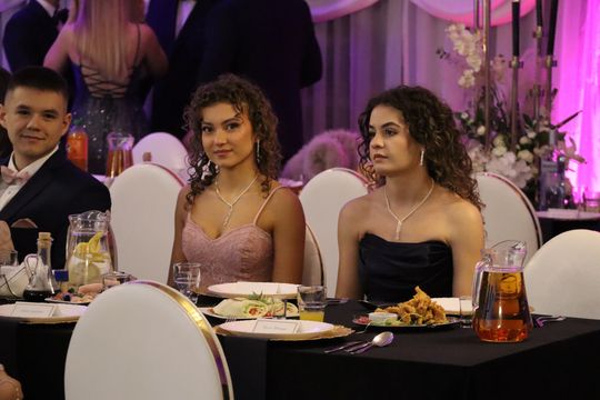 Chełm. Studniówka Zespołu Szkół Ekonomicznych i Mundurowych [GALERIA ZDJĘĆ]