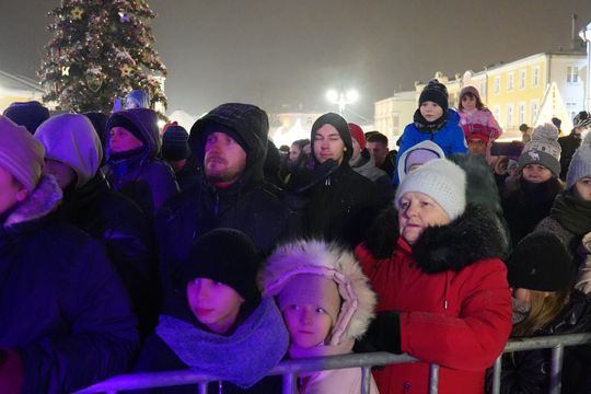 634. urodziny Miasta Chełm. Był tort, a publiczność rozgrzała Cleo [GALERIA ZDJĘĆ]