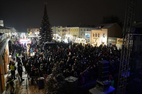 634. urodziny Miasta Chełm. Był tort, a publiczność rozgrzała Cleo [GALERIA ZDJĘĆ]