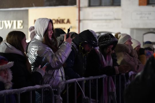 634. urodziny Miasta Chełm. Był tort, a publiczność rozgrzała Cleo [GALERIA ZDJĘĆ]