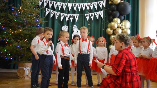 Dzień Babci i Dziadka w Centrum Społeczno-Kulturalnym w Gorzkowie [GALERIA ZDJĘĆ]