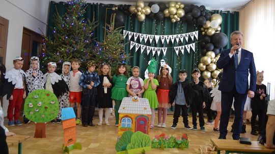 Dzień Babci i Dziadka w Centrum Społeczno-Kulturalnym w Gorzkowie [GALERIA ZDJĘĆ]