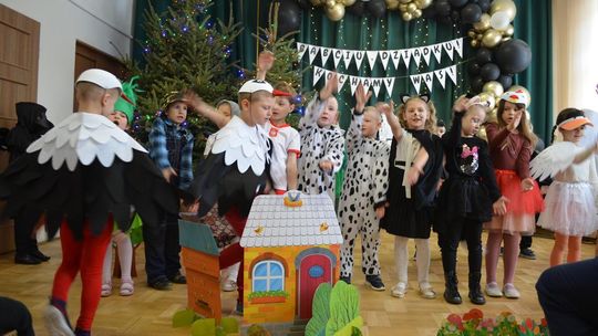 Dzień Babci i Dziadka w Centrum Społeczno-Kulturalnym w Gorzkowie [GALERIA ZDJĘĆ]