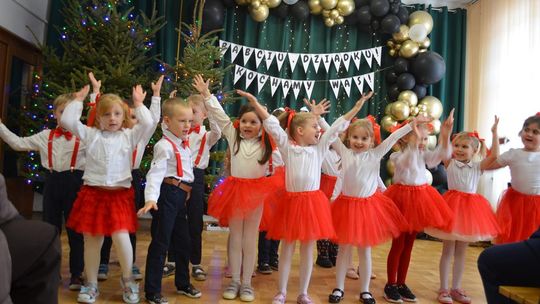 Dzień Babci i Dziadka w Centrum Społeczno-Kulturalnym w Gorzkowie [GALERIA ZDJĘĆ]