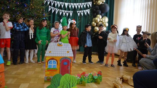 Dzień Babci i Dziadka w Centrum Społeczno-Kulturalnym w Gorzkowie [GALERIA ZDJĘĆ]