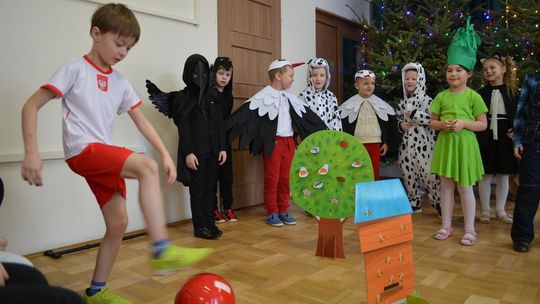 Dzień Babci i Dziadka w Centrum Społeczno-Kulturalnym w Gorzkowie [GALERIA ZDJĘĆ]