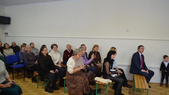 Dzień Babci i Dziadka w Centrum Społeczno-Kulturalnym w Gorzkowie [GALERIA ZDJĘĆ]