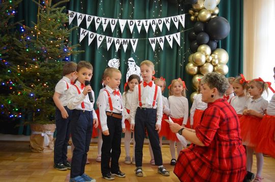 Dzień Babci i Dziadka w Centrum Społeczno-Kulturalnym w Gorzkowie [GALERIA ZDJĘĆ]