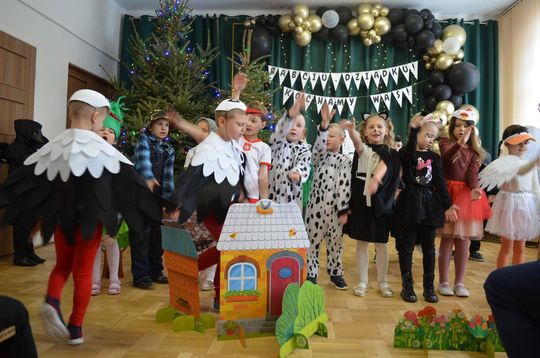 Dzień Babci i Dziadka w Centrum Społeczno-Kulturalnym w Gorzkowie [GALERIA ZDJĘĆ]