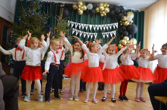 Dzień Babci i Dziadka w Centrum Społeczno-Kulturalnym w Gorzkowie [GALERIA ZDJĘĆ]