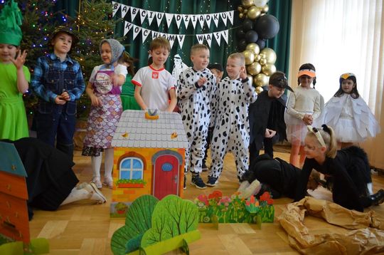 Dzień Babci i Dziadka w Centrum Społeczno-Kulturalnym w Gorzkowie [GALERIA ZDJĘĆ]