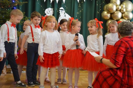 Dzień Babci i Dziadka w Centrum Społeczno-Kulturalnym w Gorzkowie [GALERIA ZDJĘĆ]