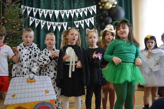 Dzień Babci i Dziadka w Centrum Społeczno-Kulturalnym w Gorzkowie [GALERIA ZDJĘĆ]