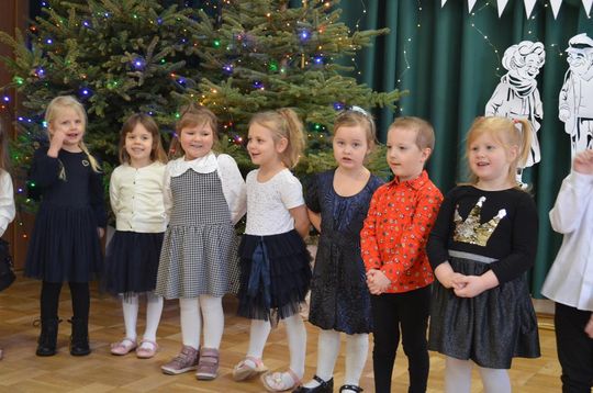 Dzień Babci i Dziadka w Centrum Społeczno-Kulturalnym w Gorzkowie [GALERIA ZDJĘĆ]