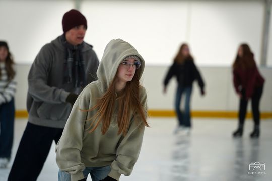 Młodzieżowa integracja na lodzie w Krasnymstawie [GALERIA ZDJĘĆ] 