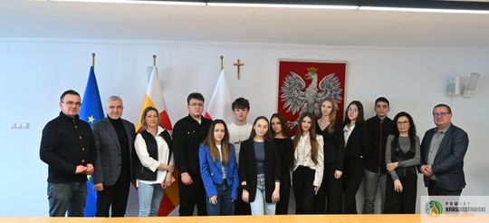 Pow. krasnostawski. Młodzieżowi radni podsumowali rok i wyznaczyli kierunki działań na 2026 [GALERIA ZDJĘĆ] 