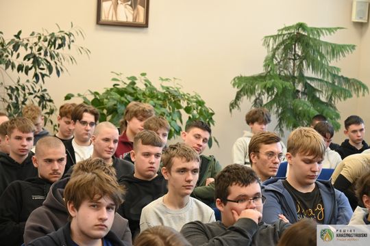 Pow. krasnostawski. Wizyta wiceminister edukacji w ZS Nr 2 im. B. Głowackiego [GALERIA ZDJĘĆ] 