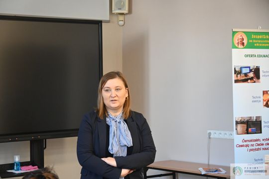 Pow. krasnostawski. Wizyta wiceminister edukacji w ZS Nr 2 im. B. Głowackiego [GALERIA ZDJĘĆ] 