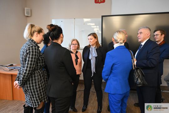 Pow. krasnostawski. Wizyta wiceminister edukacji w ZS Nr 2 im. B. Głowackiego [GALERIA ZDJĘĆ] 