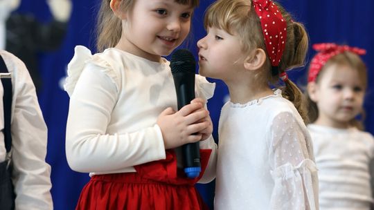 Dzień Babci i Dziadka w SP Leśniowice [GALERIA ZDJĘĆ]