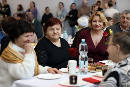 Dzień Babci i Dziadka w SP Leśniowice [GALERIA ZDJĘĆ] 