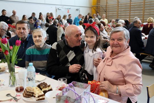 Dzień Babci i Dziadka w SP Leśniowice [GALERIA ZDJĘĆ] 