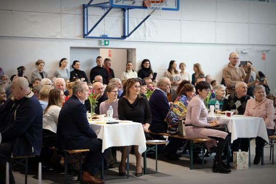 Dzień Babci i Dziadka w SP Leśniowice [GALERIA ZDJĘĆ] 